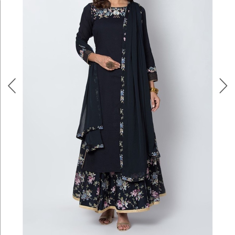 Indian Pakistani Suit